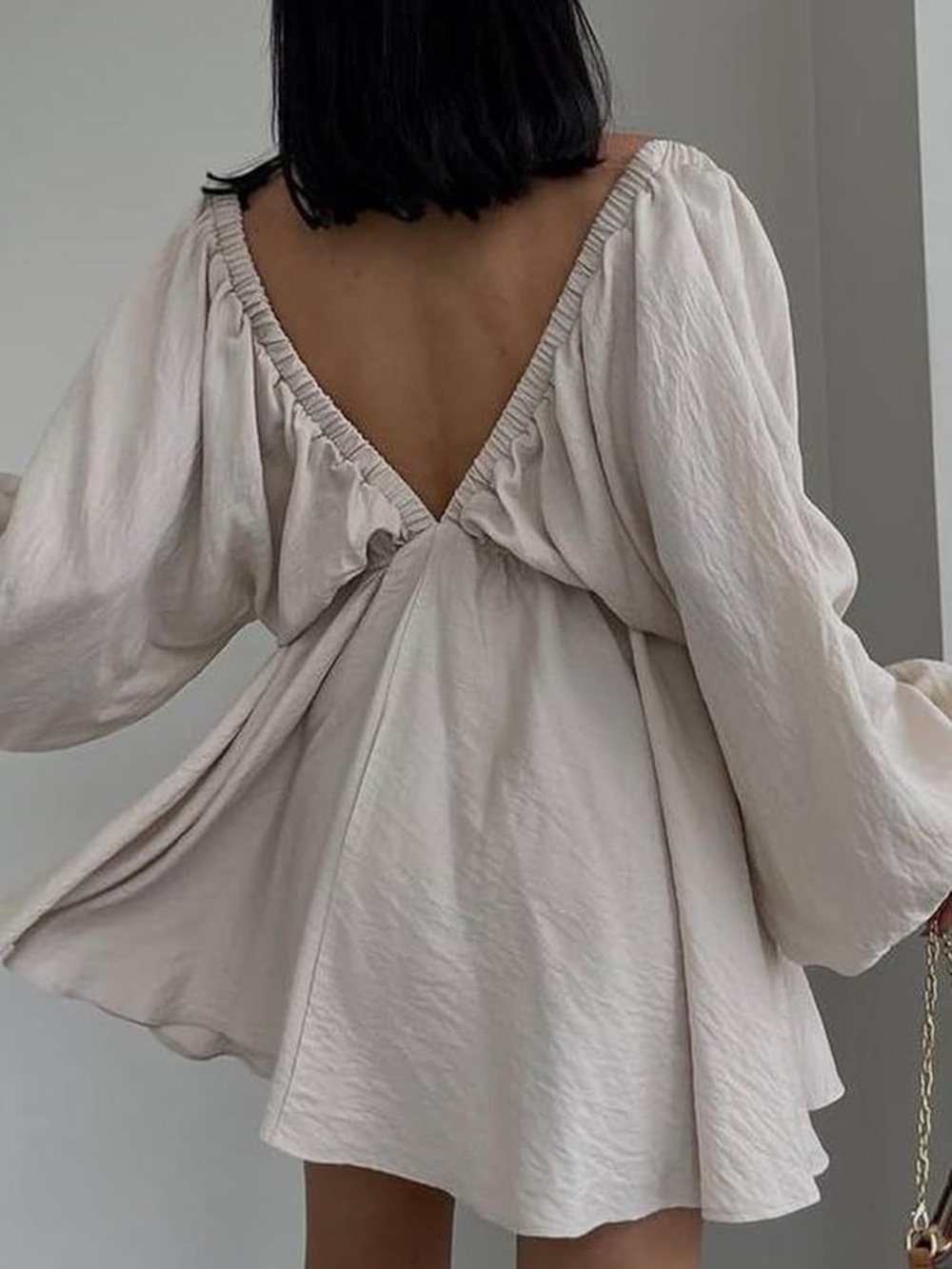 SHEIN Cream Open-Back Mini Dress with Balloon Sleeves